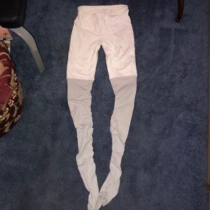 Alo yoga goddess leggings - white with grey never worn